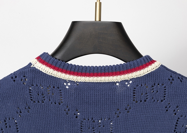 ブランドセーター着用イメージ